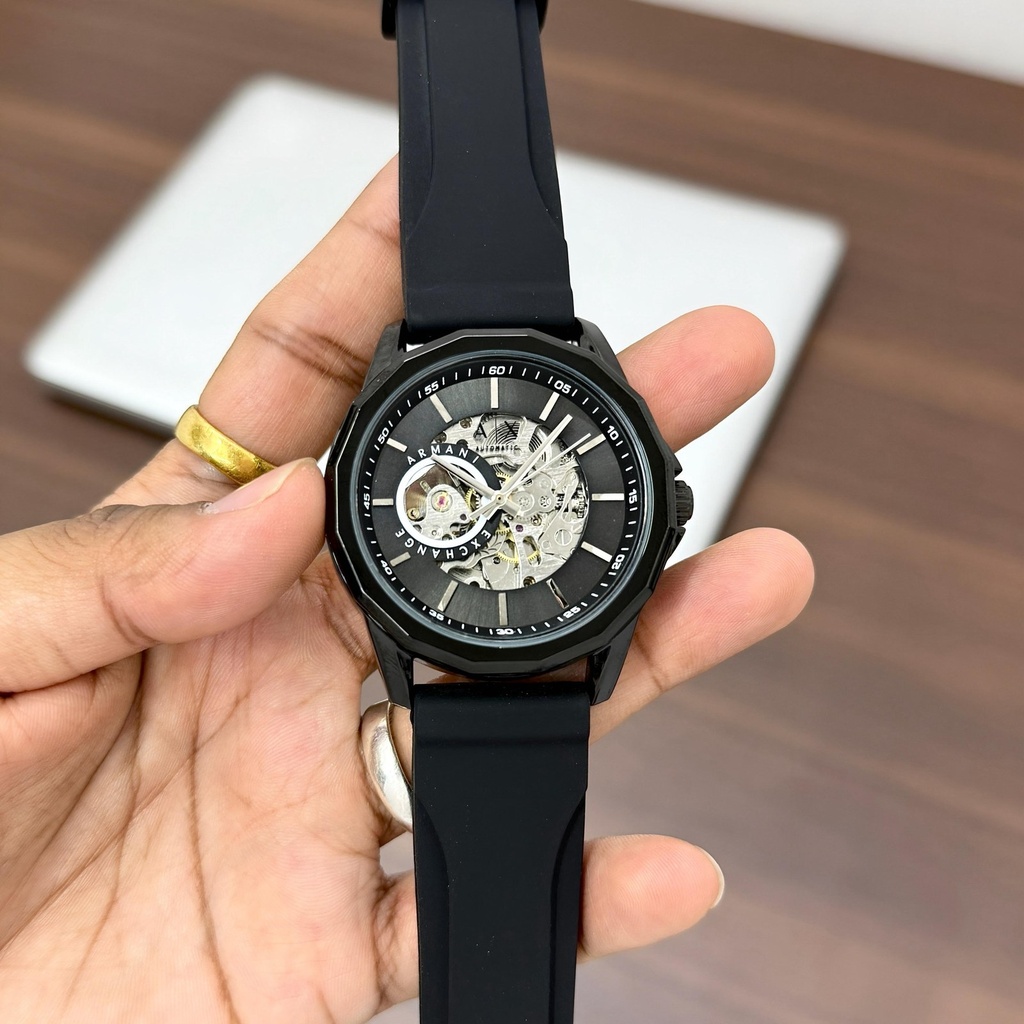 [MOB-c28a07c3-fa65-4dc1-9dda-584ff9a2a4ab] ARMANI EXCHANGE