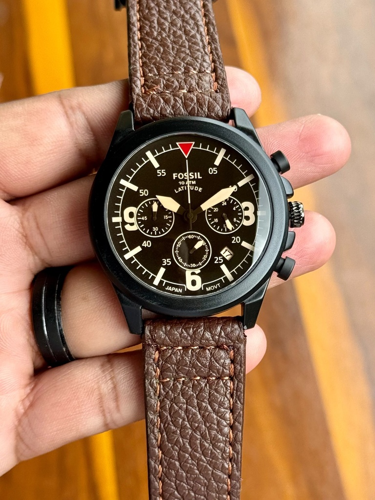 [MOB-c8b94956-bdd4-442f-91eb-b082ffa4978c] Fossil Latitude Chronograph (Model FS5751)