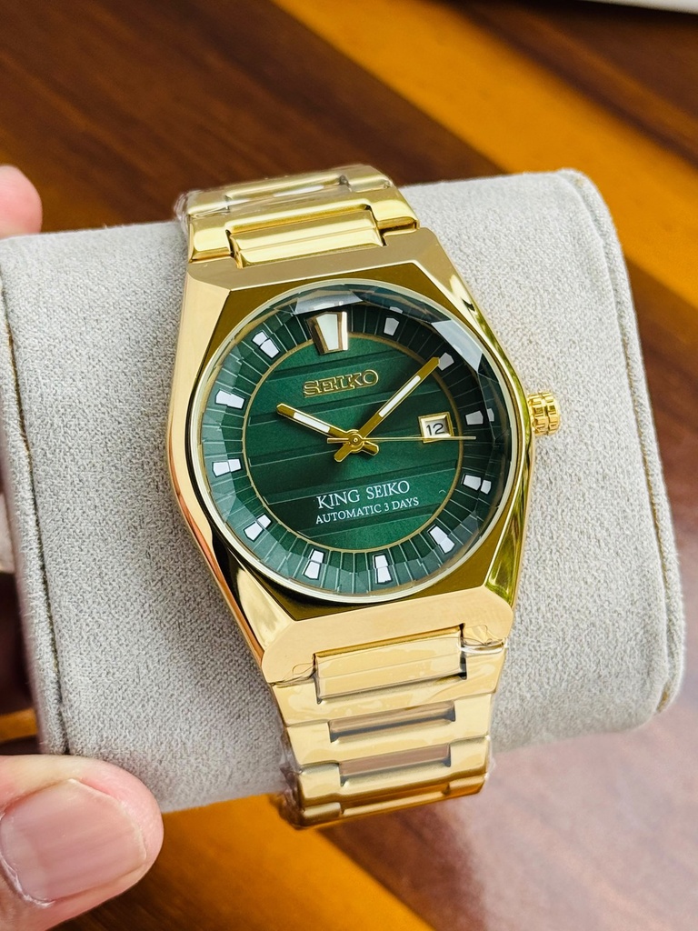 [MOB-d2ce05e0-ab6a-4c05-b4aa-398678492ba7] King Seiko