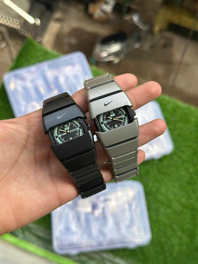 [MOB-2c4d05a7-04bc-41c7-923c-7117e954b98f] Nike men's watch