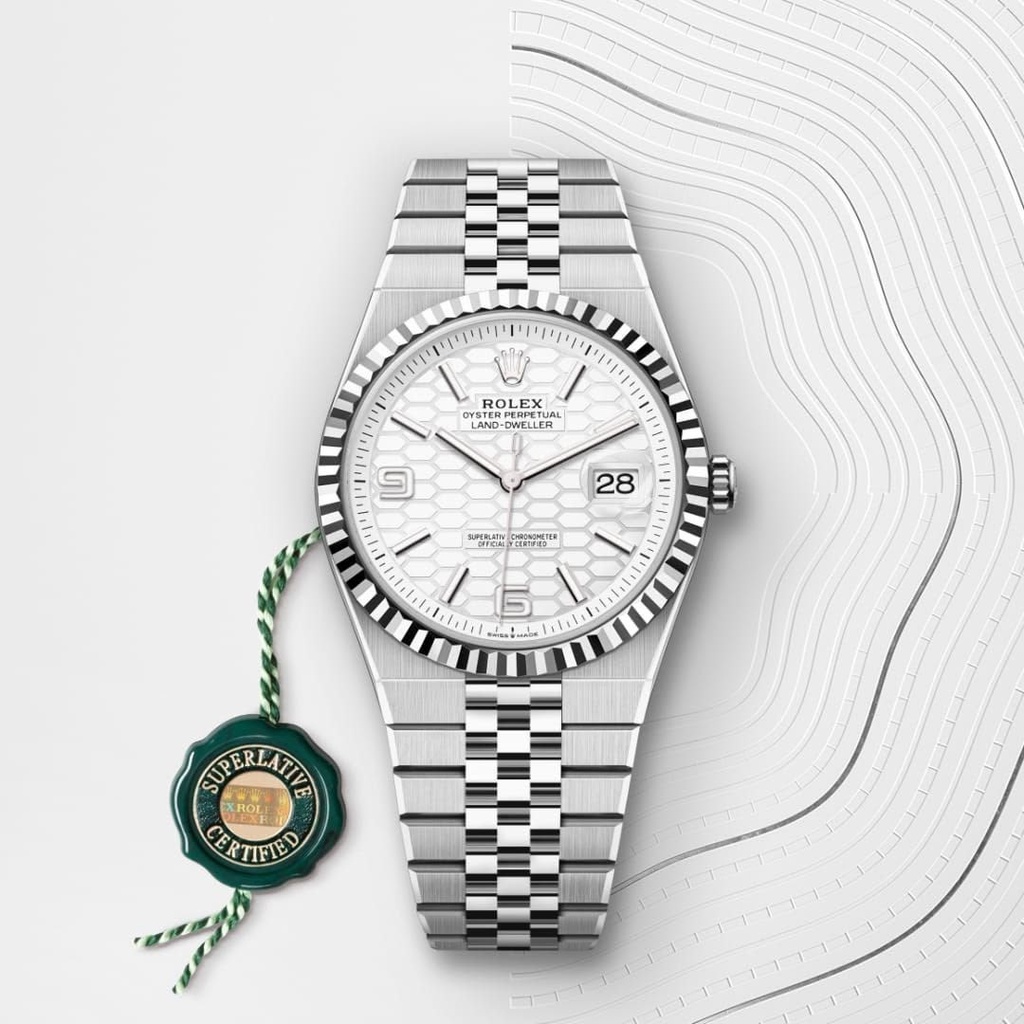 [MOB-4dff0609-7f29-42f7-96ae-7e6b43c54c4d] ROLEX LAND DWELLER WATCH