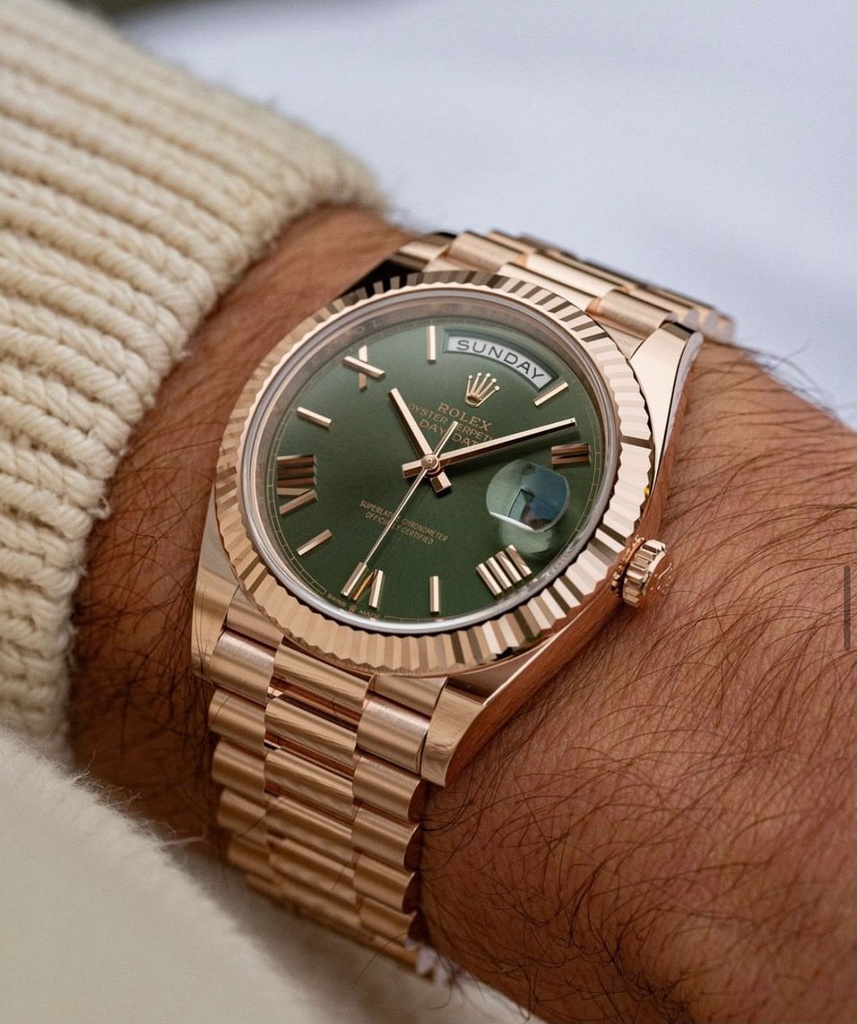 [MOB-1f2a64db-a7b0-4656-ba71-ef6beea58f86] Rolex