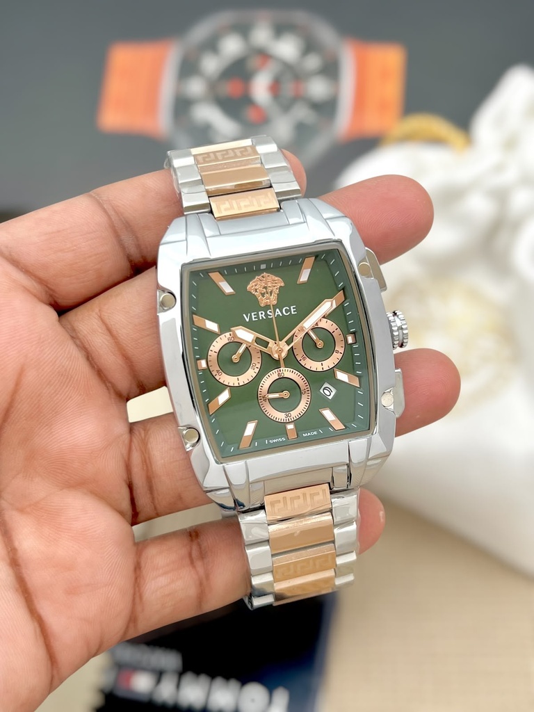 [MOB-231f22ba-c196-48dc-b448-12efafb3c327] Versace